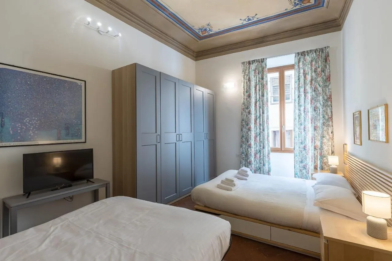 Apartment Pitti Suite-Hosted By Sweetstay Florence Italy